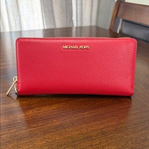 *NWT* Michael Kors Bright Red Large Trans Continental Wallet